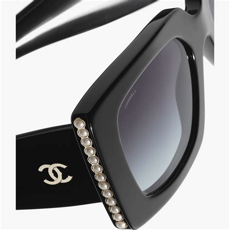 chanel pearl sunglasses 2012|chanel sunglasses pearl on side.